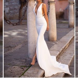 Alamour the label Julianne Dress White